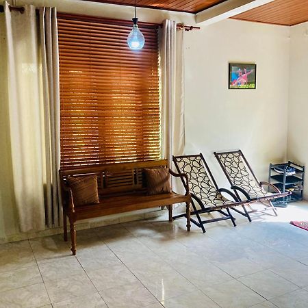Villa Two Residence Dehiwala-Mount Lavinia Kültér fotó