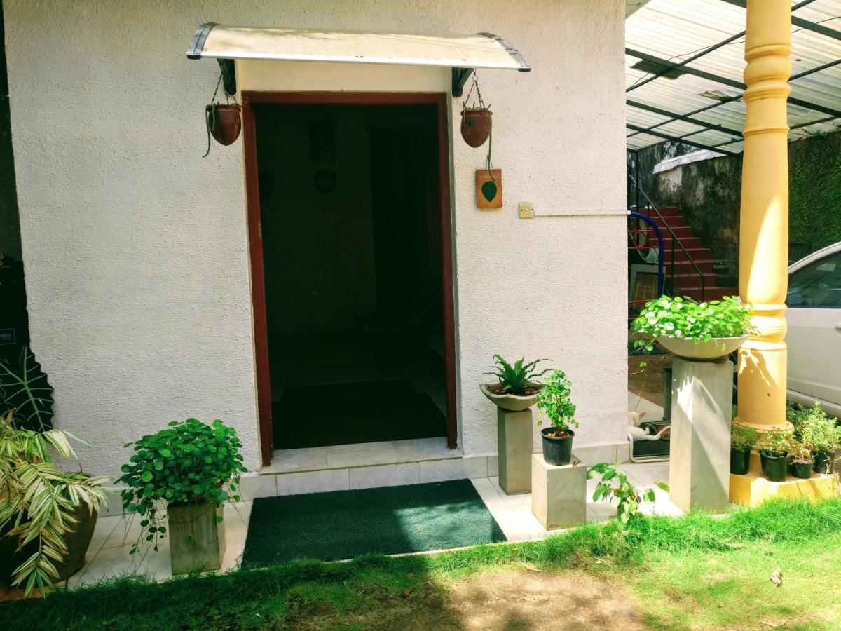 Villa Two Residence Dehiwala-Mount Lavinia Kültér fotó